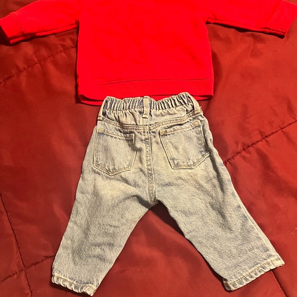 SET of Old Navy sweatshirt and matching Jeans Size 3-6 months so cute! - Picture 7 of 10